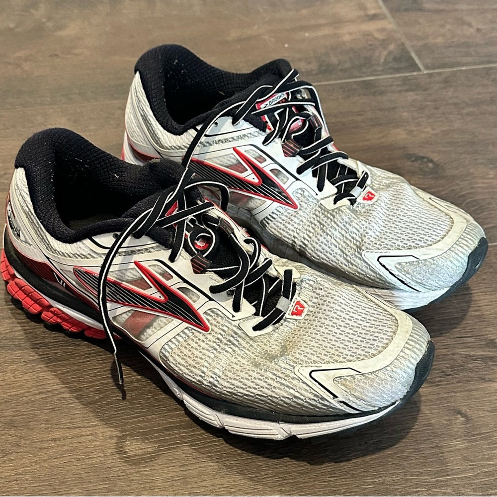 Brooks Athletic Shoes - White and Red